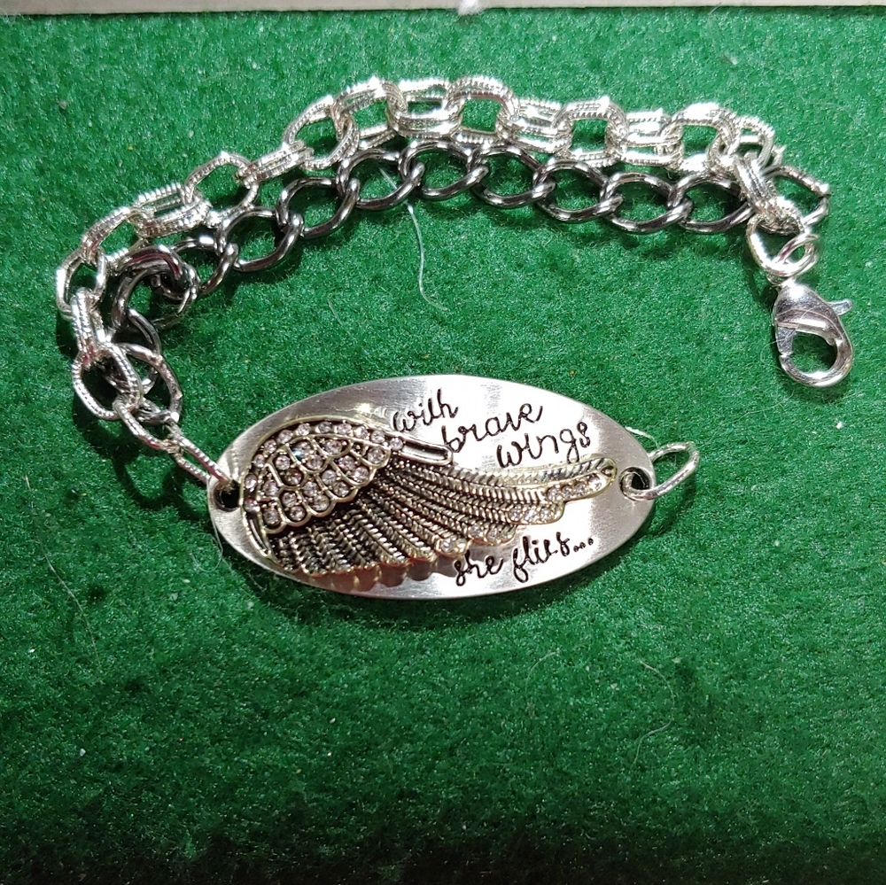 Bracelet